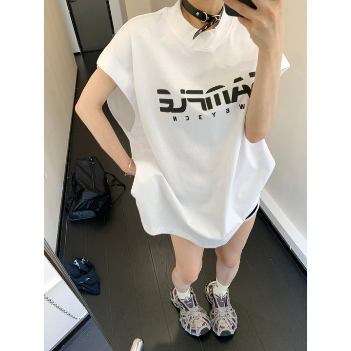 Oversized Graphic Sleeveless T-Shirt