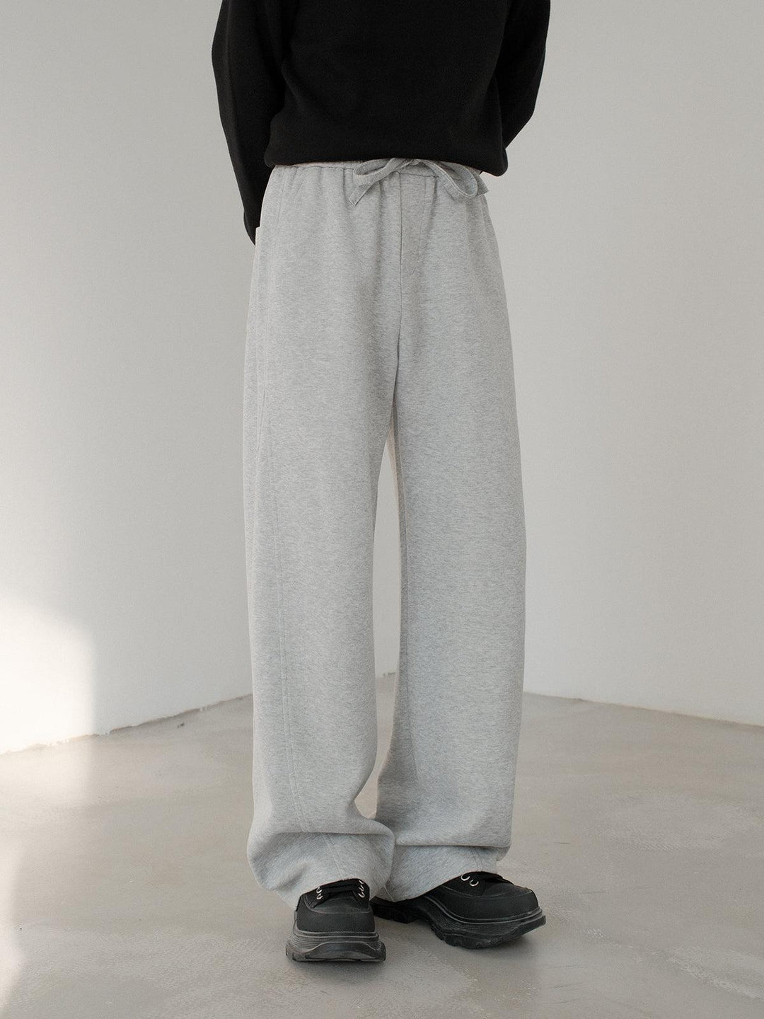 Wide-Leg Scimitar Sweatpants-The Korean Fashion