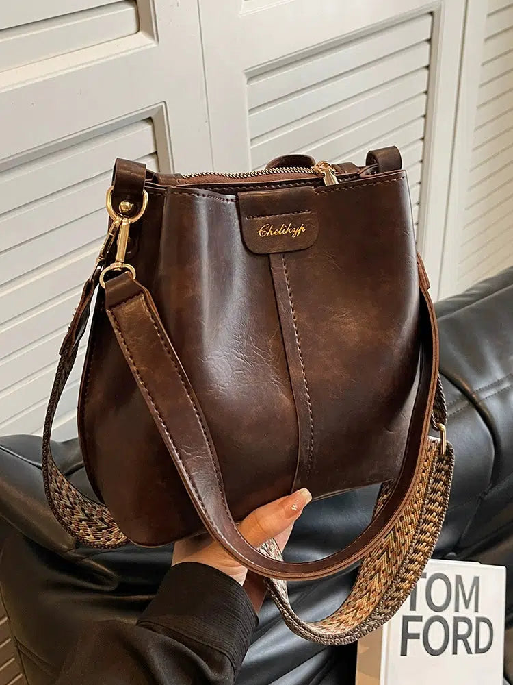 Adjustable Strap Stylish Bucket Bag