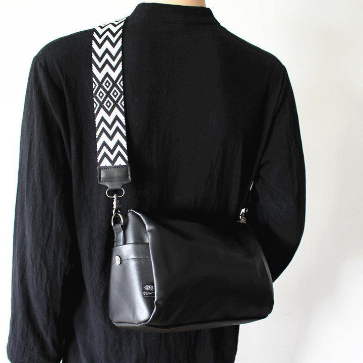 Black Leather Zipper Shoulder Bag