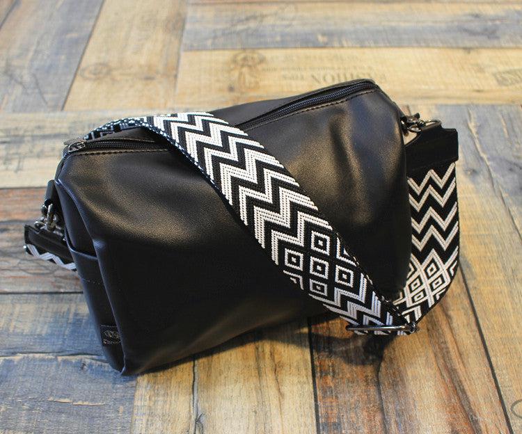 Black Leather Zipper Shoulder Bag