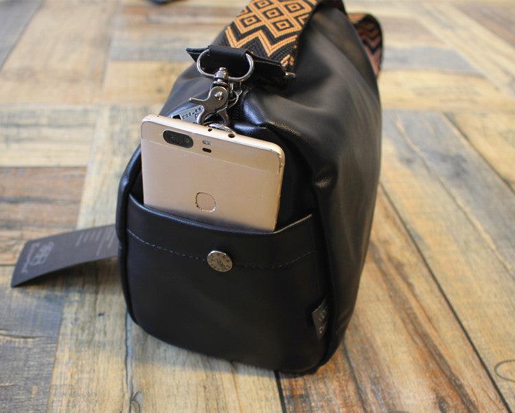 Black Leather Zipper Shoulder Bag