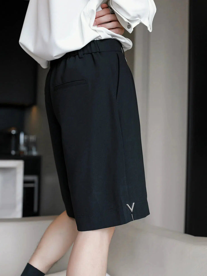 Black Relaxed Fit Pleated Shorts