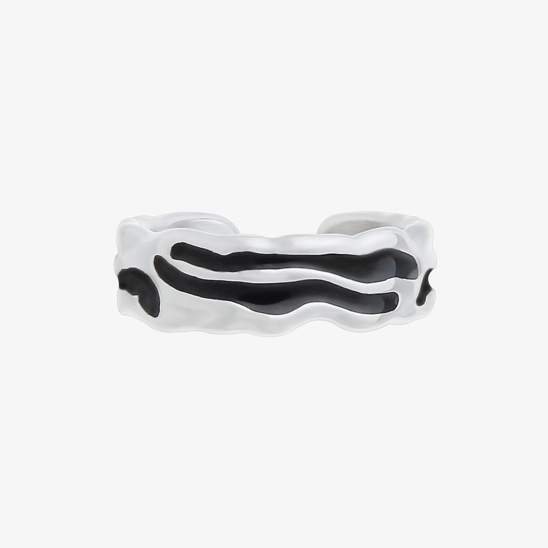 Black Wavy Hoop Ring