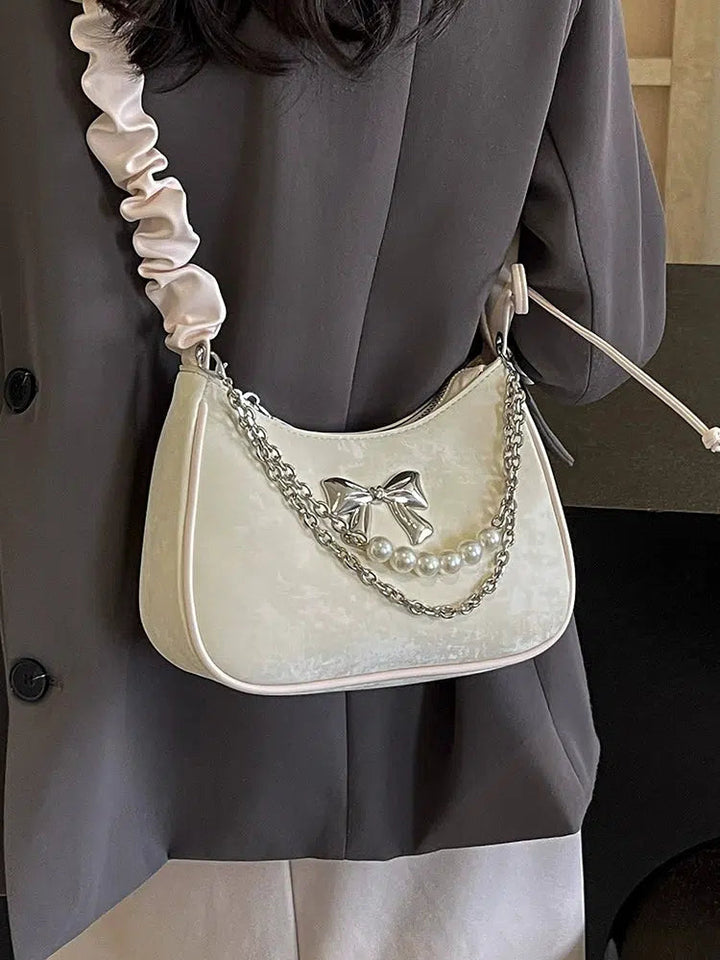 Bow Pearl Chain Shoulder Bag