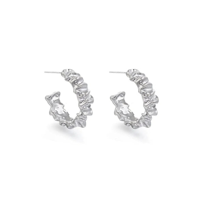 C-ring Wave Earrings