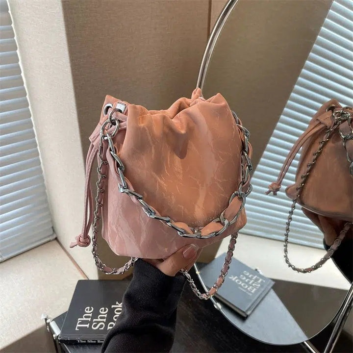 Chain Strap Bucket Shaped Bag