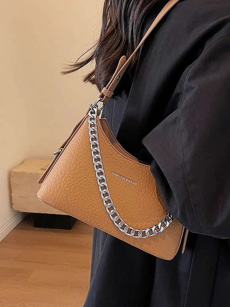 Chain Strap Shoulder Bag