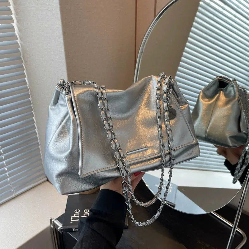 Chain Strap Shoulder Bag