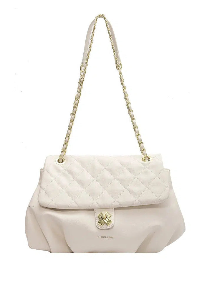 Clasp Closure Quilted Chain Shoulder Bag