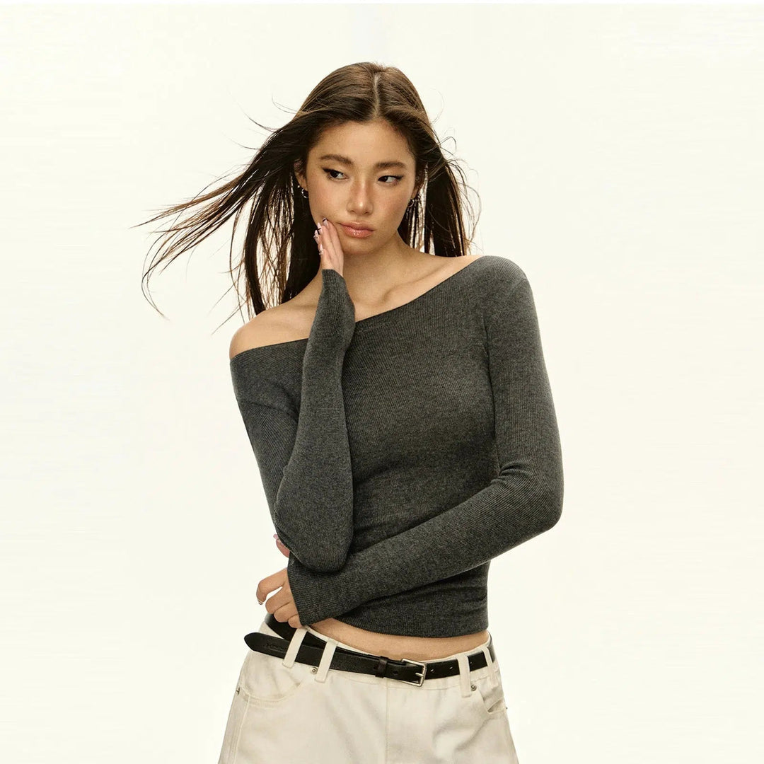 Classic Long-Sleeve Knitted Top with Scoop Neckline