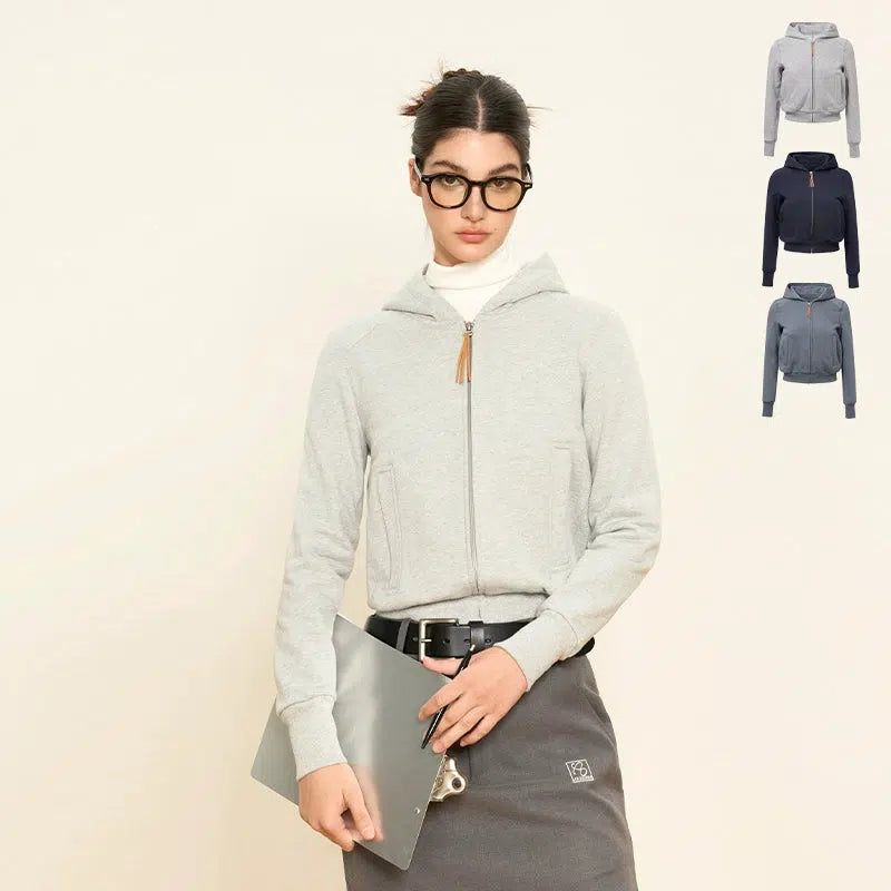 Classic Zippered Sweatshirt with Front Pockets