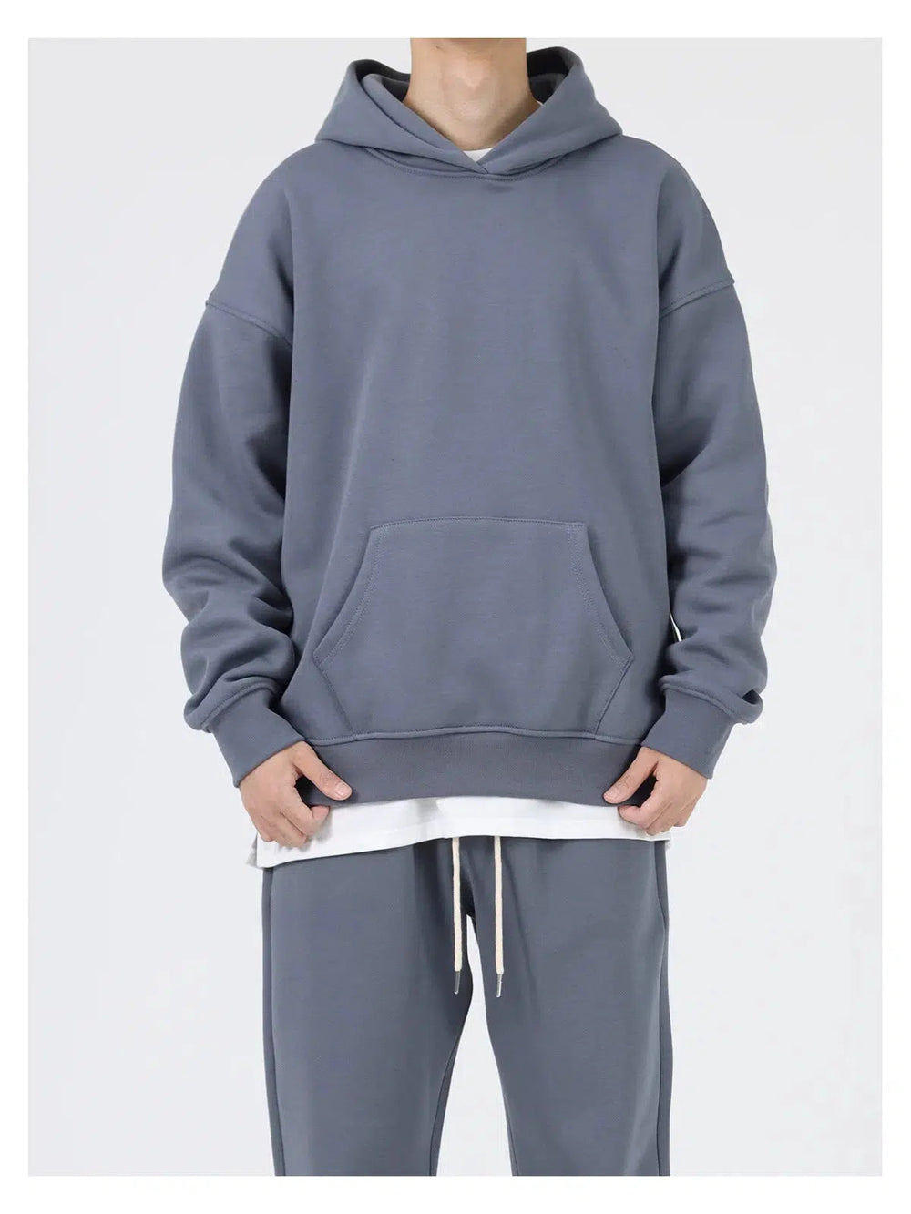 Classic-fit Hoodie with Front Pocket