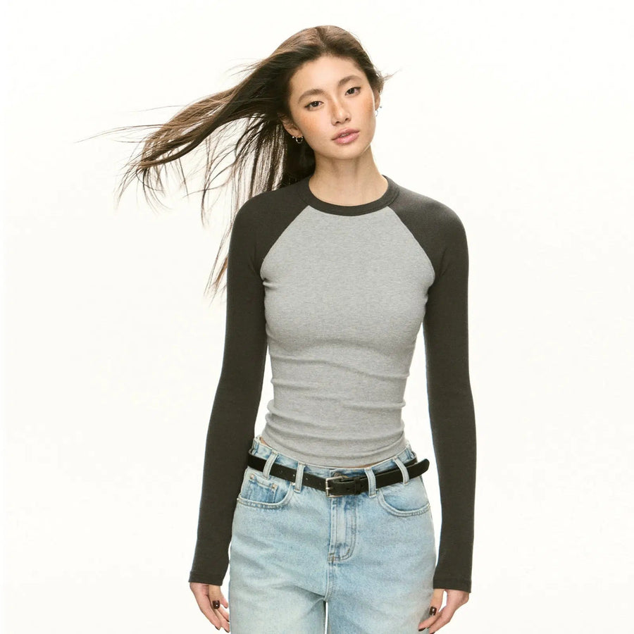 Contemporary Two-Tone Long Sleeve Pullover