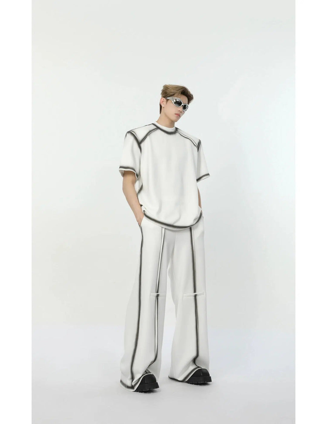 Contrast Color Shoulder Pad T-shirt & Sweatpants