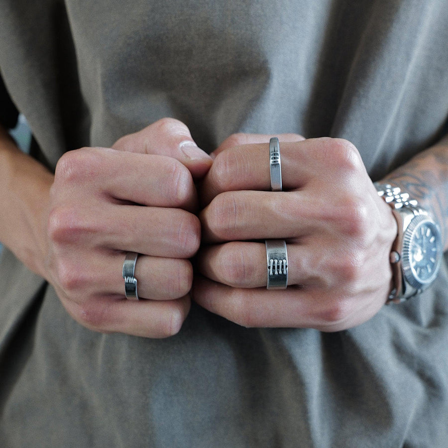 Crack Design Ring