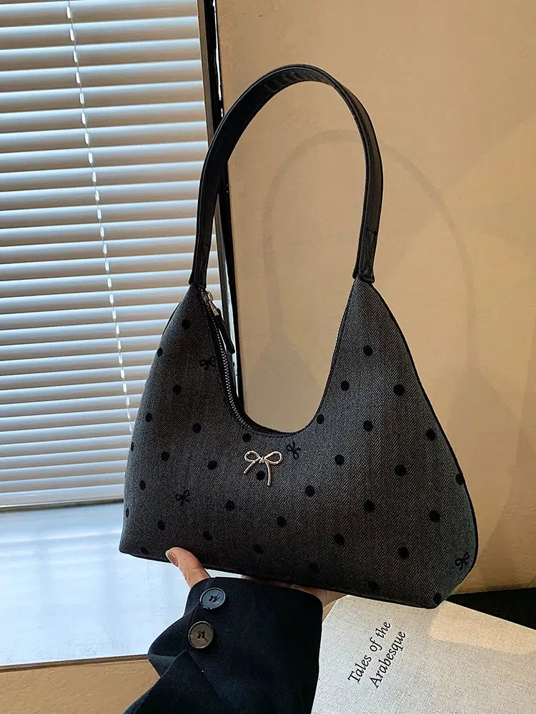 Designer Heart Pattern Shoulder Bag