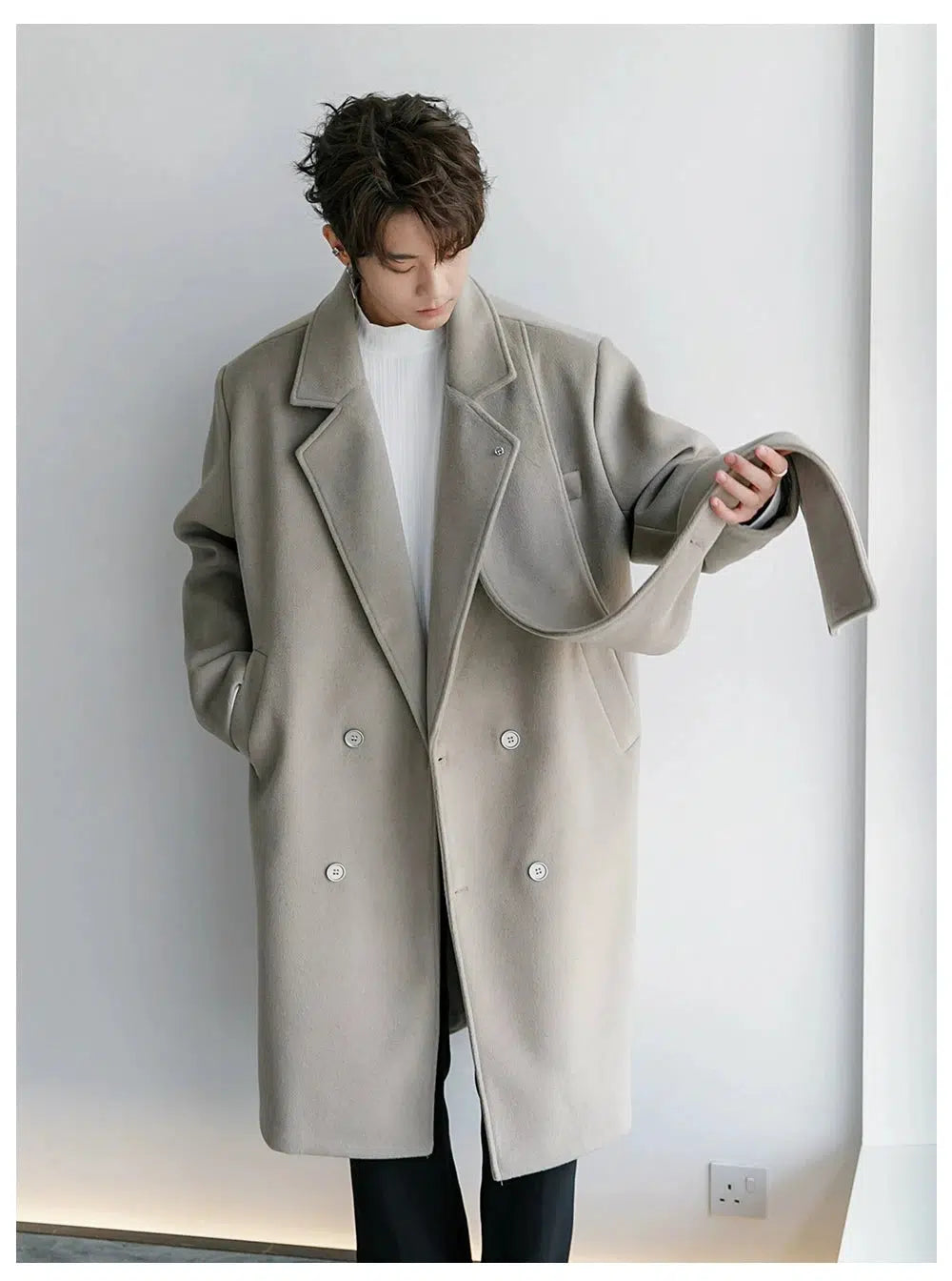 Elegant Double-Breasted Woolen Coat with Scarf