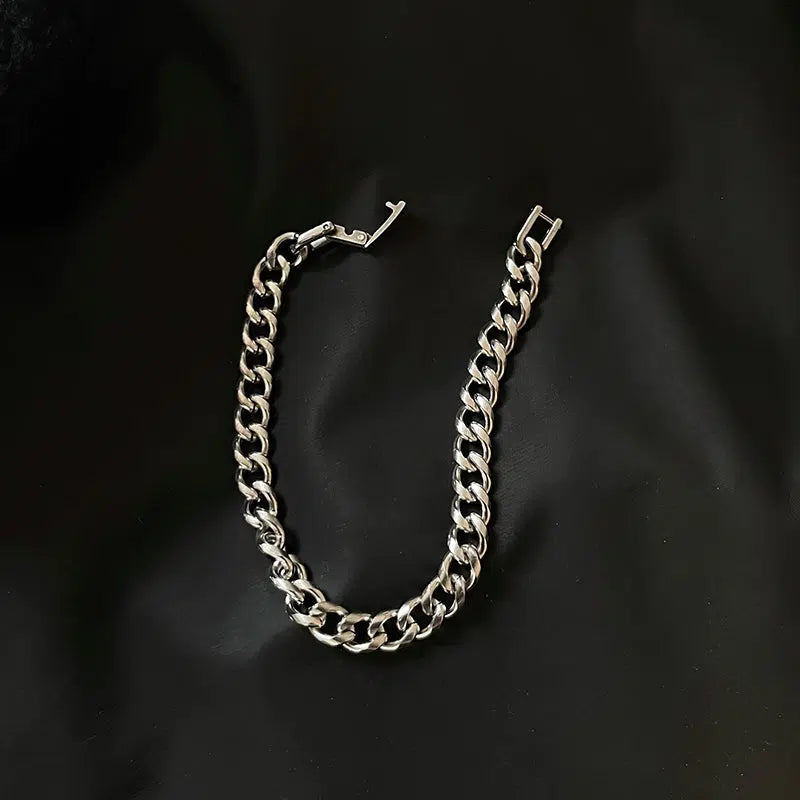 Elegant Hand Chain Bracelet