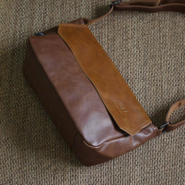 Elegant Leather Shoulder Bag