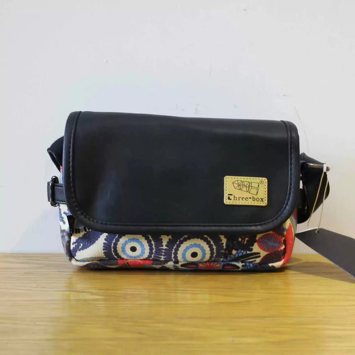 Ethnic Pattern Shoulder Bag