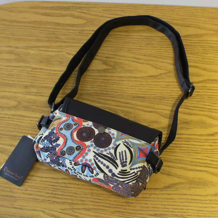 Ethnic Pattern Shoulder Bag