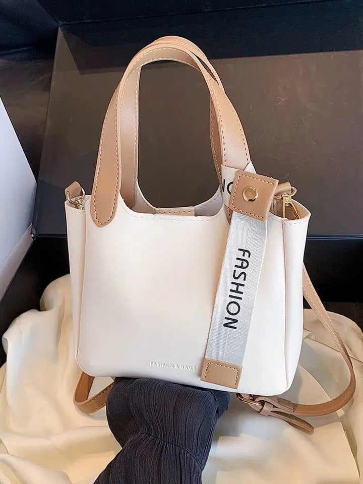 Fashionable Bucket Shaped Bag