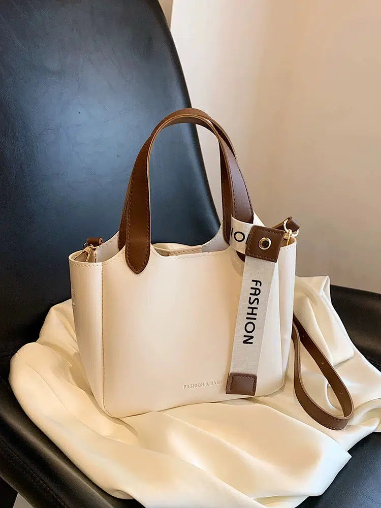 Fashionable Bucket Shaped Bag