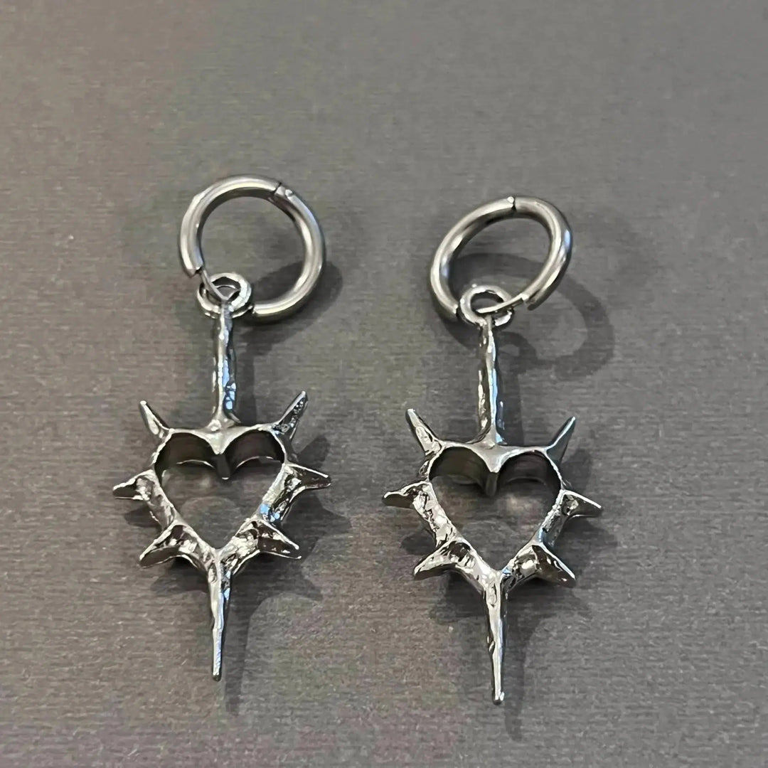 Heart Thorn Hollow Stud Earrings