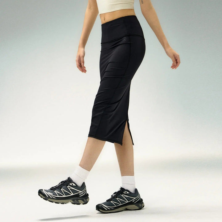 High-Waisted, Knee-Length Athletic Skirt with Side Pockets