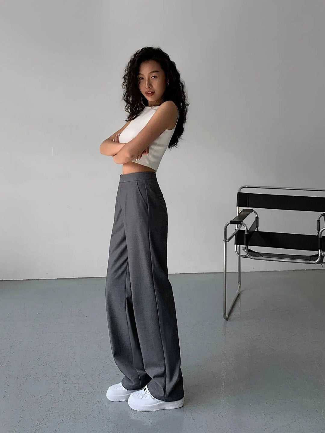 High-waisted Pleated Pants