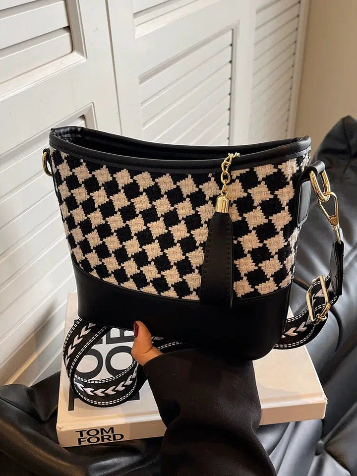 Houndstooth Pattern Crossbody Bag