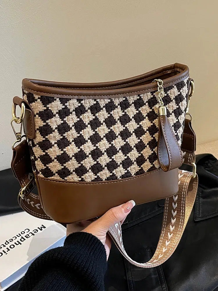 Houndstooth Pattern Crossbody Bag