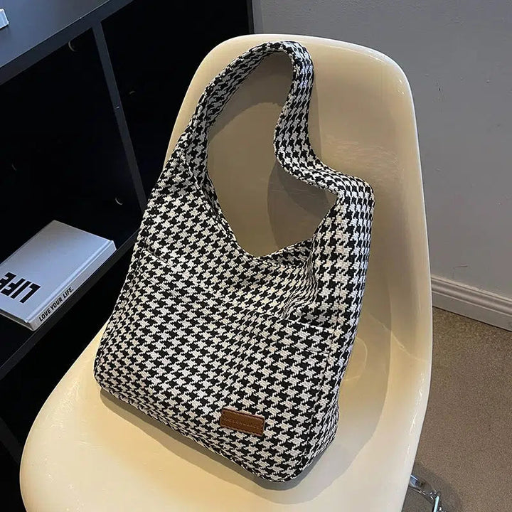 Houndstooth Pattern Tote Bag