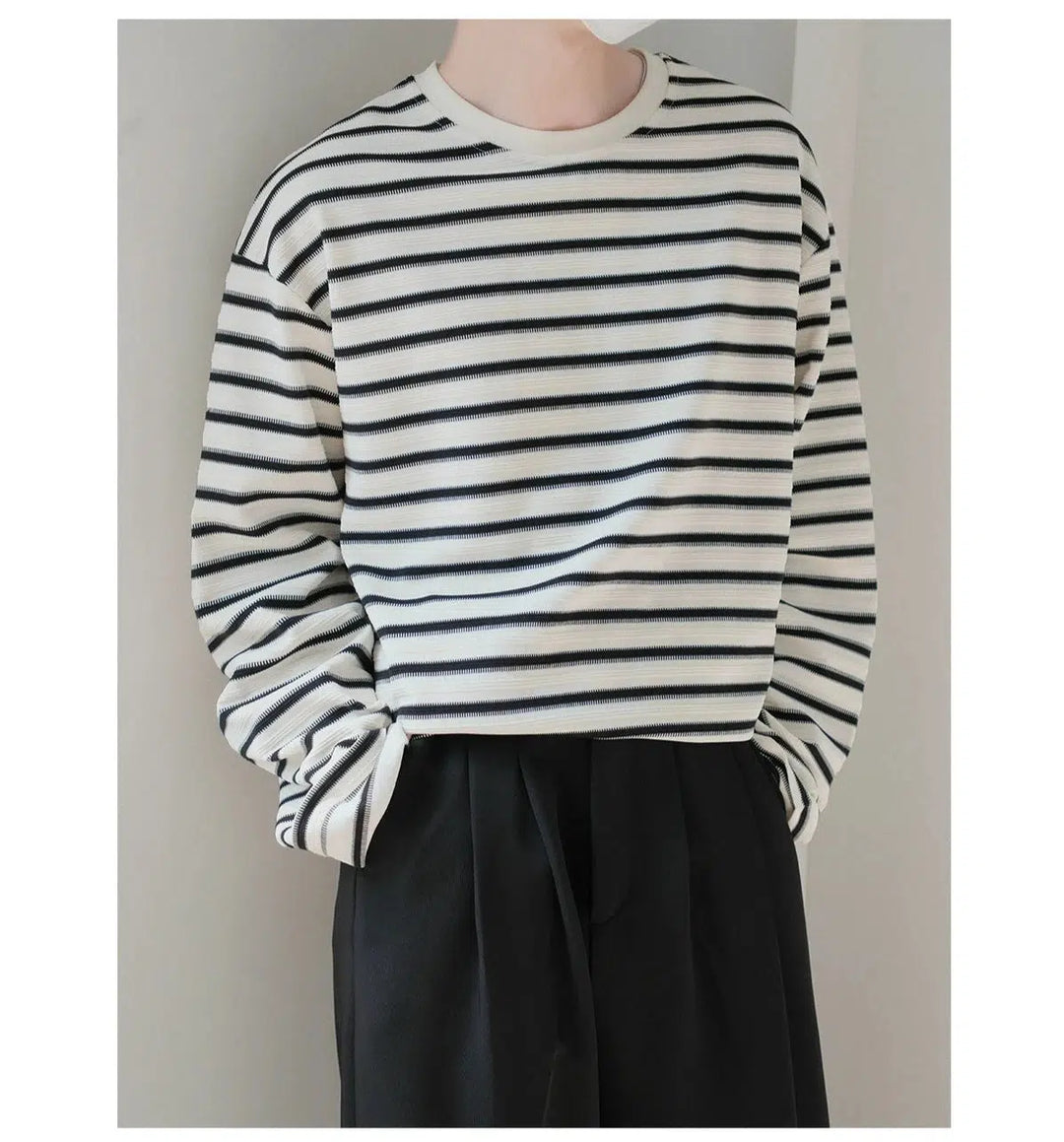 Lightweight Crew Neck Striped T-shirt