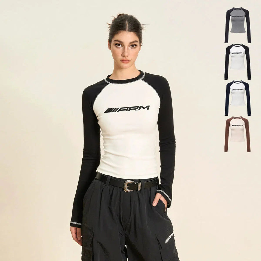 Long Sleeve Sporty Crew Neck Pullover with Contrast Piping and Logo Detail