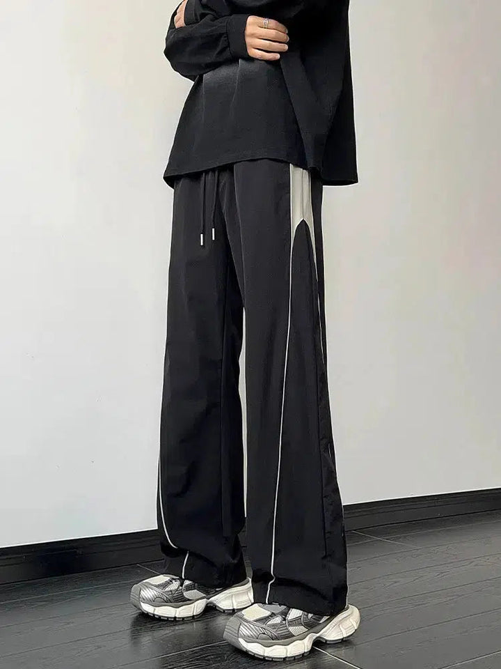 Loose-Fit Drawstring Sports Pants