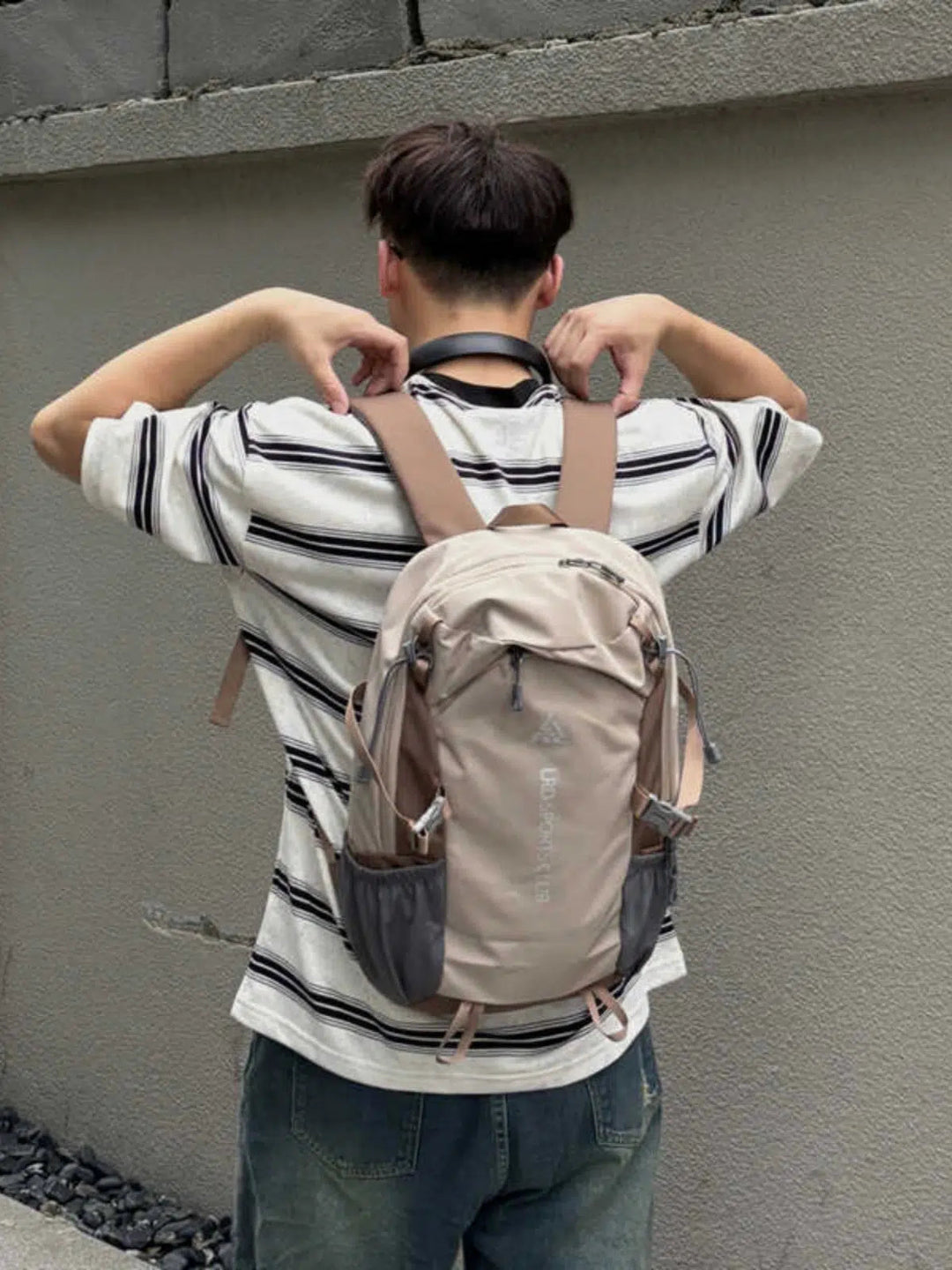 Multiple Pockets Durable Urban Backpack