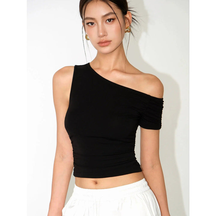 One-Shoulder Slim Fit T-shirt