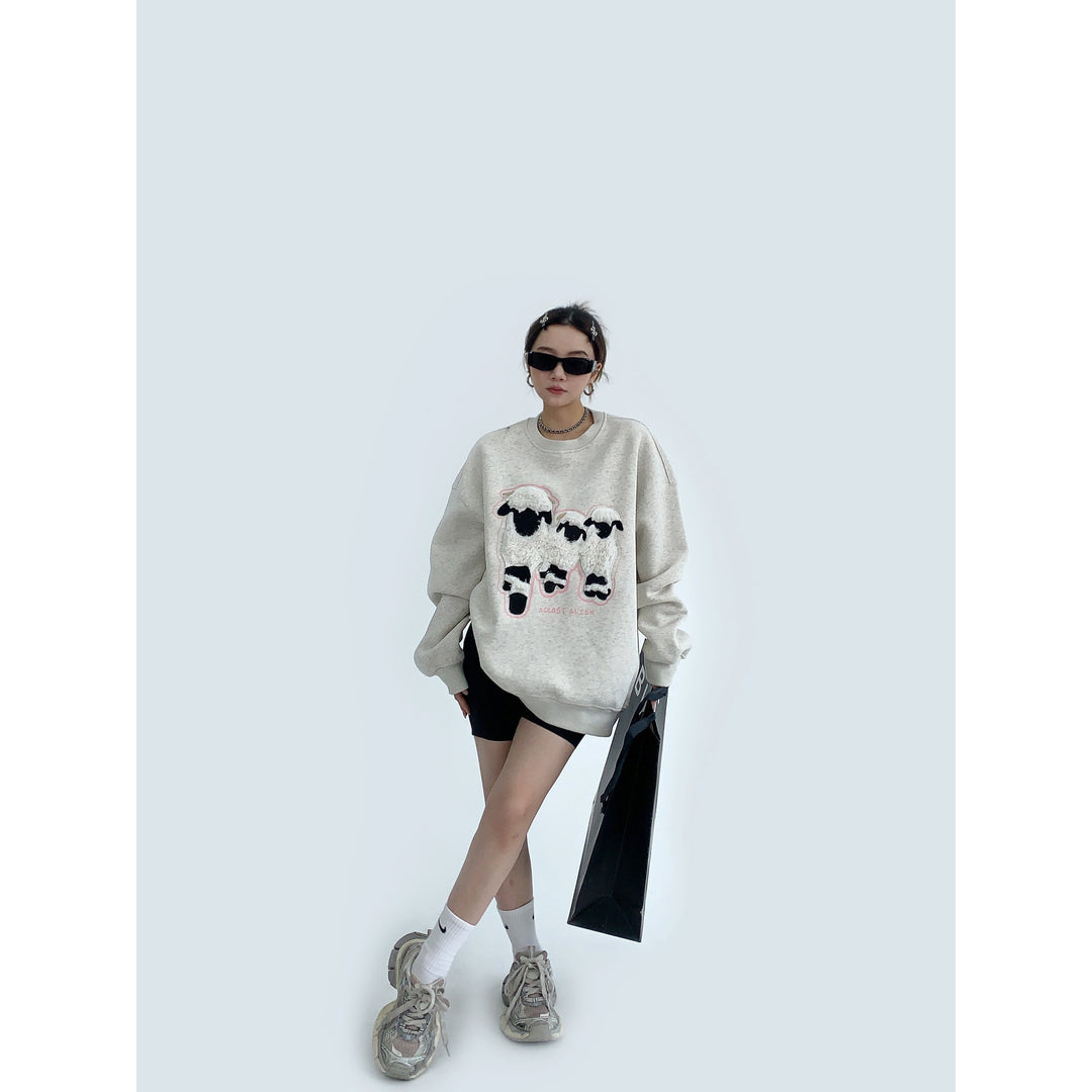 Oversized Fit Graphic Sheep Sweatshirt