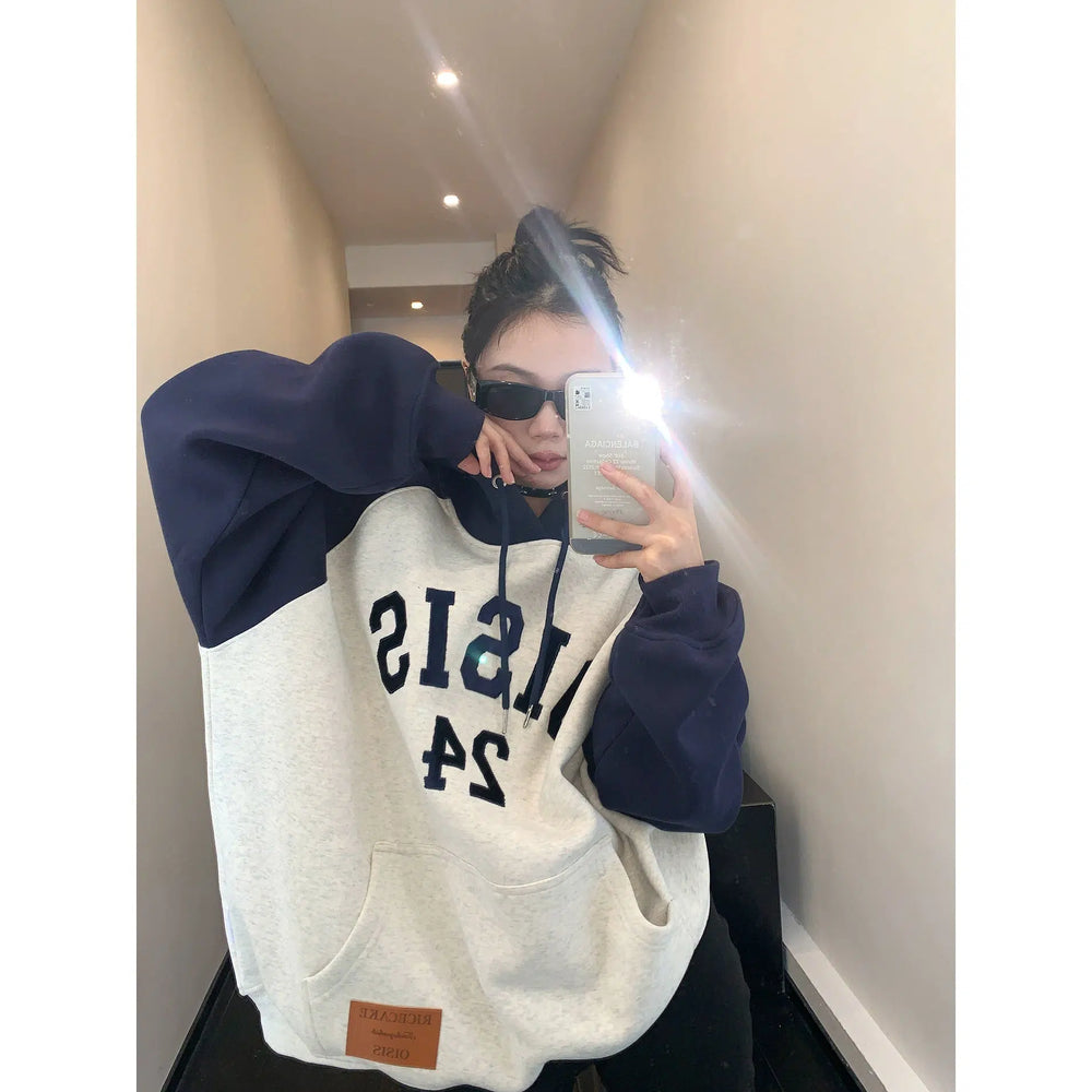 Oversized Graphic Pocket Hoodie