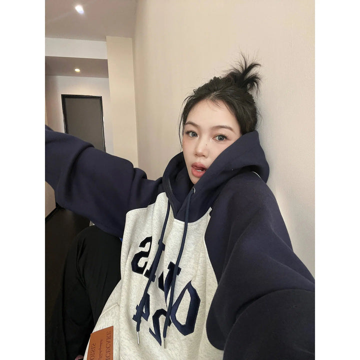 Oversized Graphic Pocket Hoodie