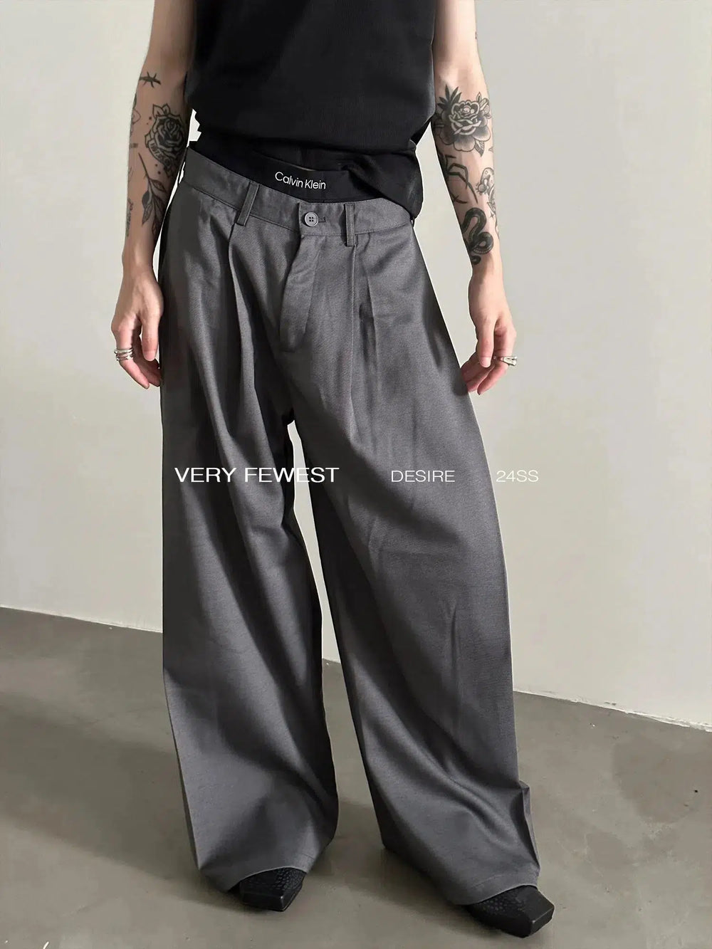 Pleated Wide-leg Stacked Pants