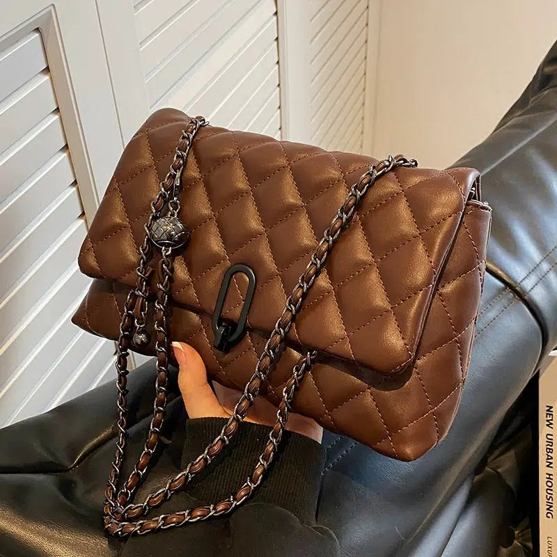 Quilted Chain Shoulder Bag