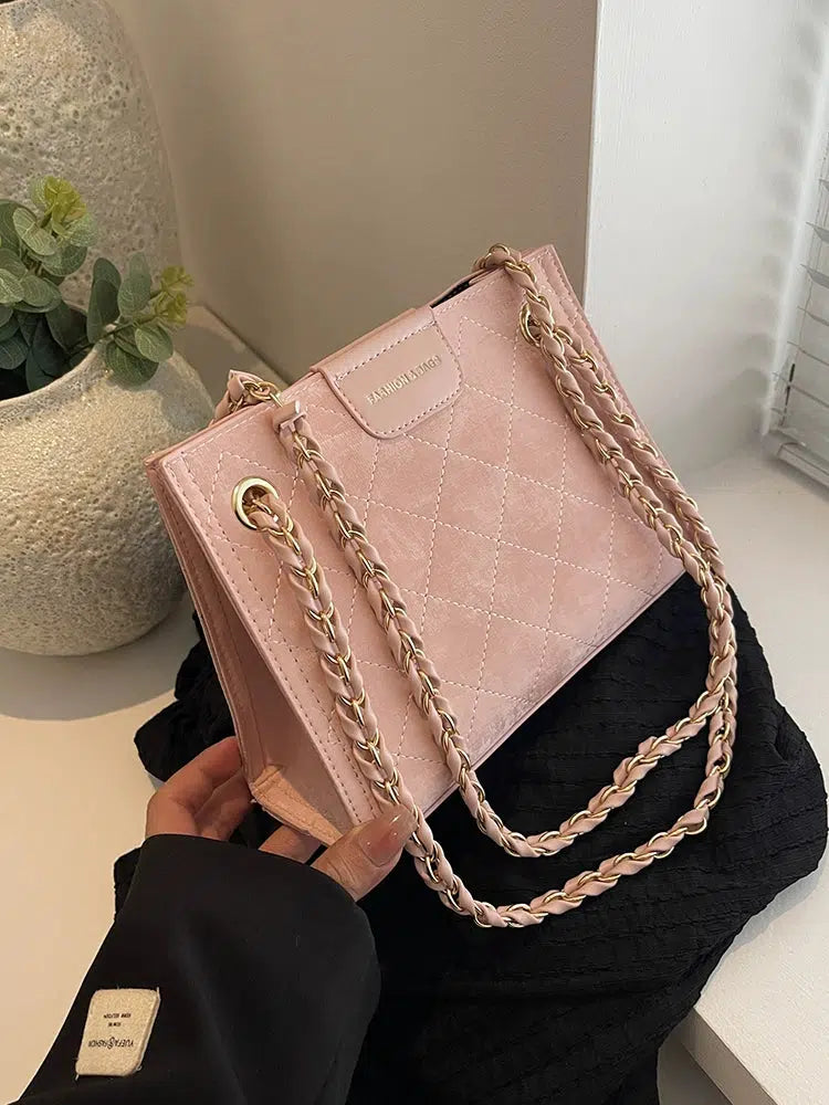 Quilted Chain Shoulder Bag