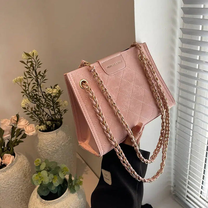 Quilted Chain Shoulder Bag