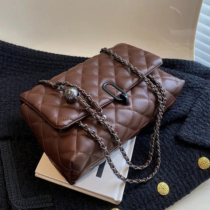 Quilted Chain Shoulder Bag