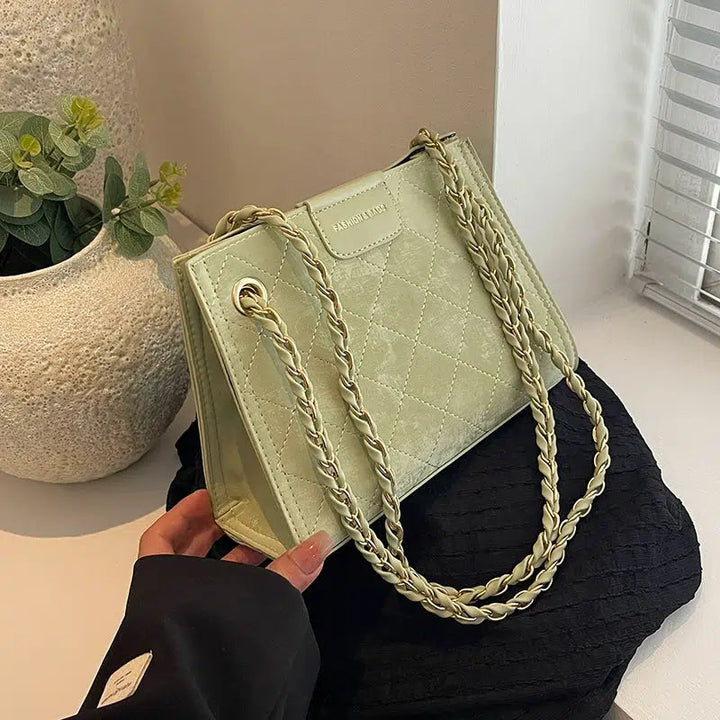 Quilted Chain Shoulder Bag