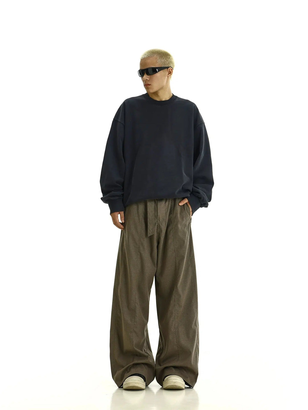 Relaxed Fit Pleated Trousers