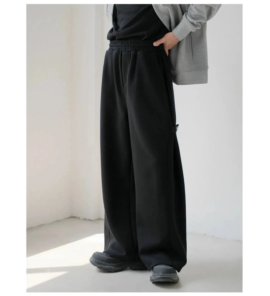 Relaxed Fit Wide-leg Sweatpants